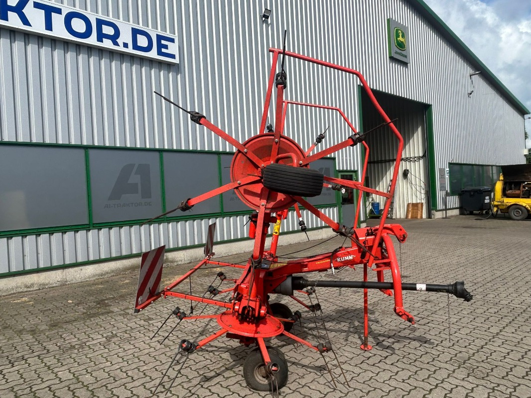 Kuhn GF 502 - Faneuse: photos 3 Kuhn GF 502 - Faneuse: photos 3