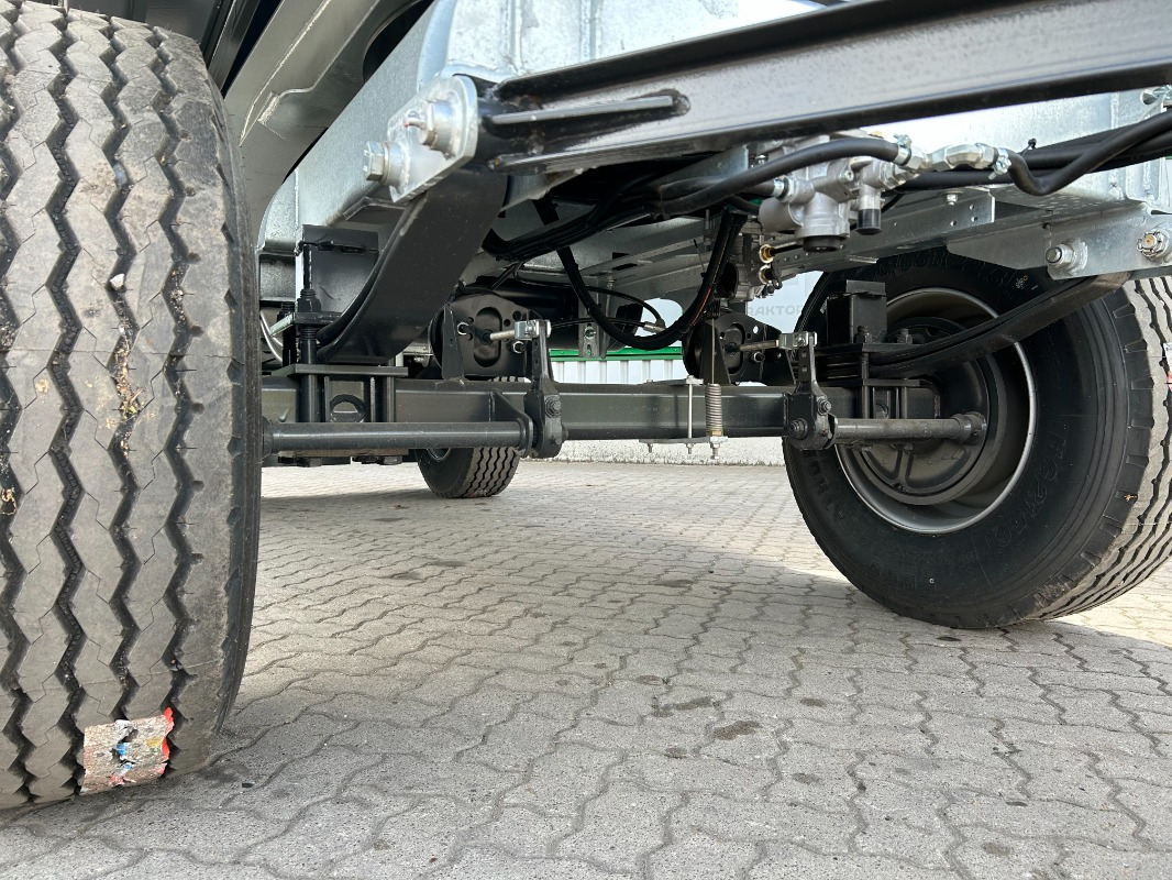 Fliegl DK 180 Maxum Fox limited - Remorque: photos 3 Fliegl DK 180 Maxum Fox limited - Remorque: photos 3