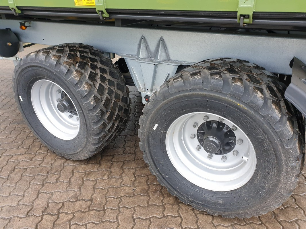 Fliegl TDK 200 FOX - Remorque: photos 4 Fliegl TDK 200 FOX - Remorque: photos 4