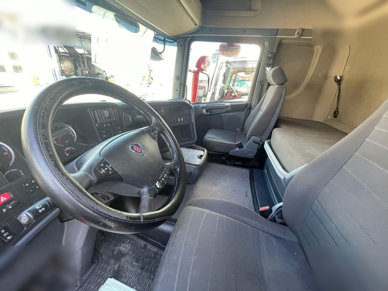 SCANIA R450 - Camion porte-conteneur/ Caisse mobile: photos 3 SCANIA R450 - Camion porte-conteneur/ Caisse mobile: photos 3