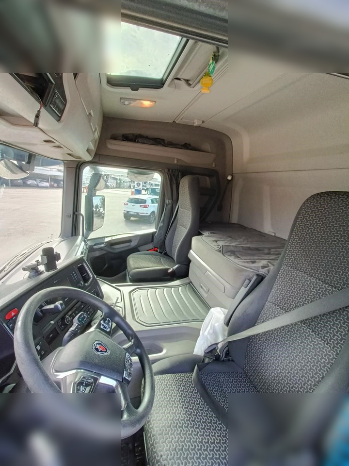 SCANIA P450 - Tracteur routier: photos 5 SCANIA P450 - Tracteur routier: photos 5