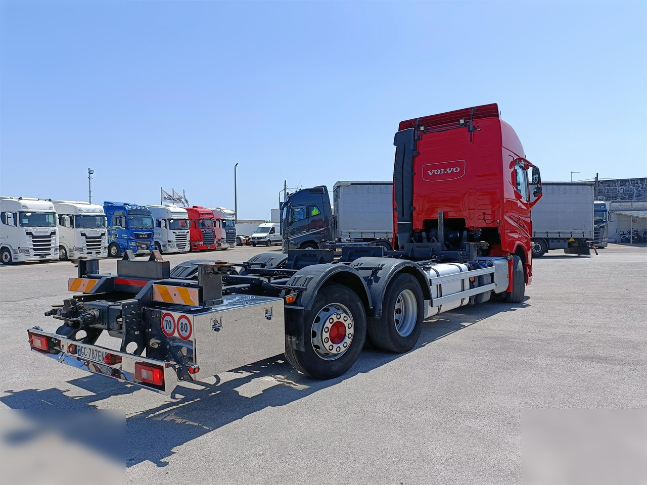 VOLVO FH500 - Camion porte-conteneur/ Caisse mobile: photos 3 VOLVO FH500 - Camion porte-conteneur/ Caisse mobile: photos 3