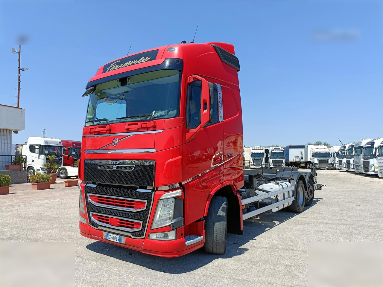 VOLVO FH500 - Camion porte-conteneur/ Caisse mobile: photos 2 VOLVO FH500 - Camion porte-conteneur/ Caisse mobile: photos 2