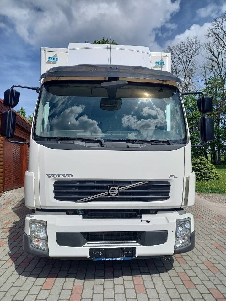 Volvo FL 240, 4x2, SIDE-OPENING - Camion fourgon: photos 3 Volvo FL 240, 4x2, SIDE-OPENING - Camion fourgon: photos 3