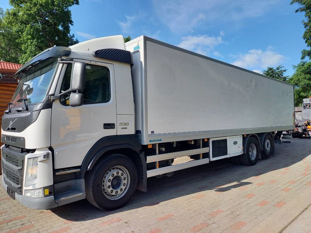 Camion frigorifique Volvo FM 330, 6x2, CARRIER SUPRA 950 U: photos 14