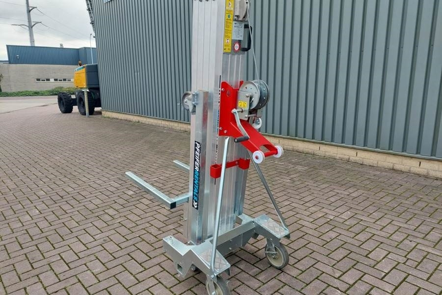 AlpLift Large 620 Material Lift, Valid inspection, - Nacelle articulée: photos 3 AlpLift Large 620 Material Lift, Valid inspection, - Nacelle articulée: photos 3