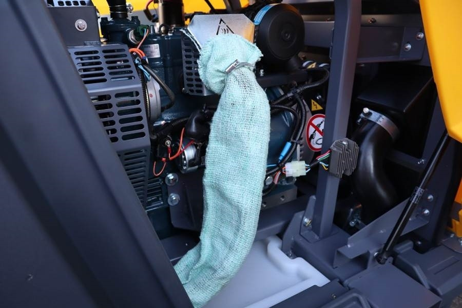 Atlas Copco Hilight H6+ Valid inspection, *Guarantee! Max Boom - Mat d'éclairage: photos 3 Atlas Copco Hilight H6+ Valid inspection, *Guarantee! Max Boom - Mat d'éclairage: photos 3