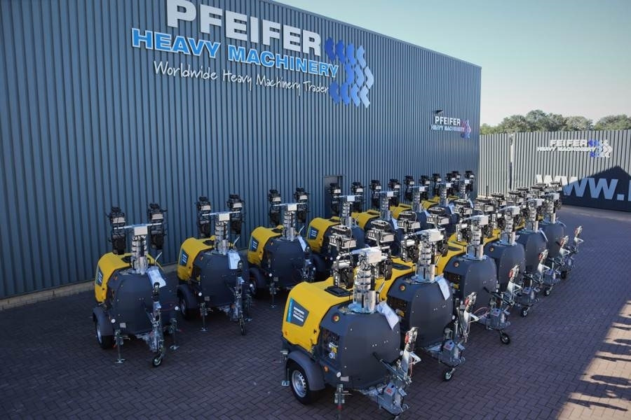 Atlas Copco Hilight H6+ Valid inspection, *Guarantee! Max Boom - Mat d'éclairage: photos 1 Atlas Copco Hilight H6+ Valid inspection, *Guarantee! Max Boom - Mat d'éclairage: photos 1