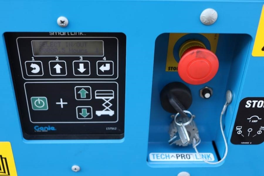 Genie GS1330M Valid inspection, *Guarantee! All-Electric - Nacelle ciseaux: photos 3 Genie GS1330M Valid inspection, *Guarantee! All-Electric - Nacelle ciseaux: photos 3