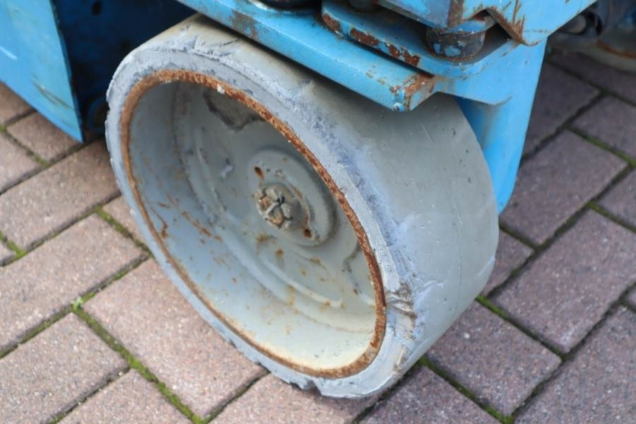 Nacelle ciseaux Genie GS2632 Electric, Working Height 10m, 227kg Capacit: photos 10