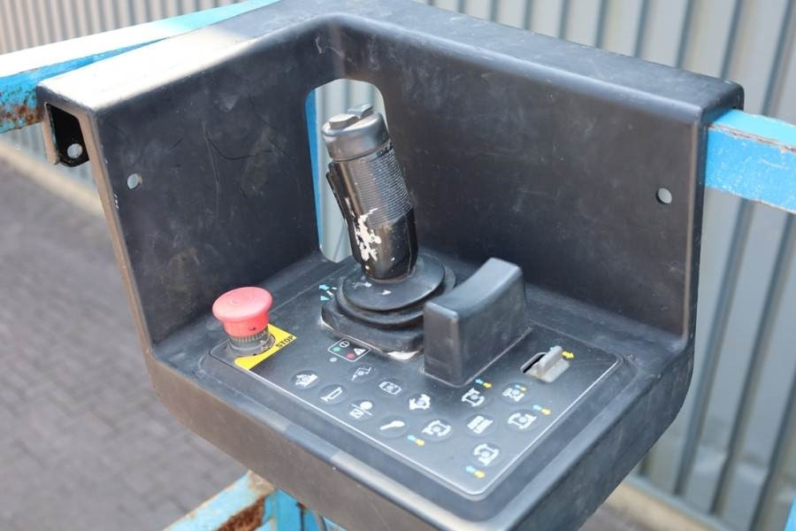 Genie GS5390 Diesel, 4x4 Drive, 18.15m Working Height, 6 - Nacelle ciseaux: photos 4 Genie GS5390 Diesel, 4x4 Drive, 18.15m Working Height, 6 - Nacelle ciseaux: photos 4