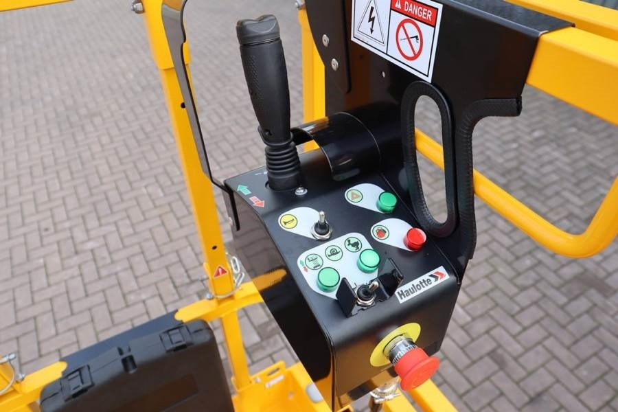 Haulotte Compact 10N Valid Inspection, *Guarantee! 10m Work - Nacelle ciseaux: photos 4 Haulotte Compact 10N Valid Inspection, *Guarantee! 10m Work - Nacelle ciseaux: photos 4