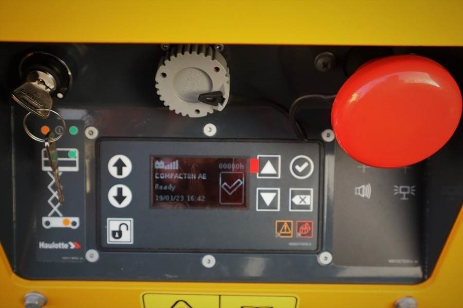 Crédit-bail de Haulotte Compact 8N Valid inspection, *Guarantee! 8m Workin  Haulotte Compact 8N Valid inspection, *Guarantee! 8m Workin: photos 14