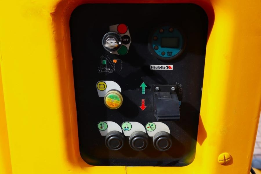 Haulotte Star 10AC As- Is, Electric, 10m Working Height, 3m - Nacelle articulée: photos 5 Haulotte Star 10AC As- Is, Electric, 10m Working Height, 3m - Nacelle articulée: photos 5