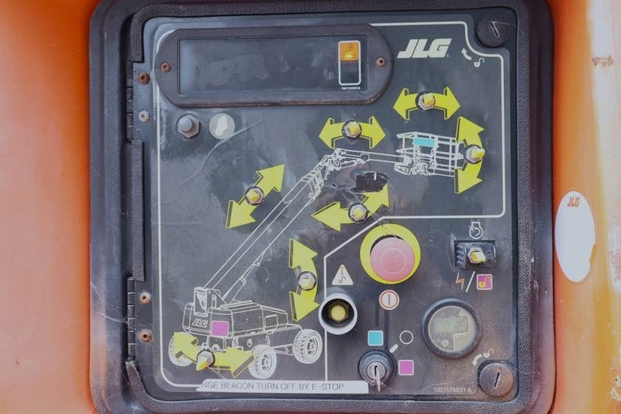 JLG 1350SJP Diesel, 4x4 Drive And 4-Wheel Steering, 43  - Nacelle télescopique: photos 4 JLG 1350SJP Diesel, 4x4 Drive And 4-Wheel Steering, 43  - Nacelle télescopique: photos 4