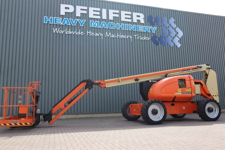 JLG 600AJ Valid inspection, *Guarantee! Diesel, 4x4 Dr - Nacelle articulée: photos 1 JLG 600AJ Valid inspection, *Guarantee! Diesel, 4x4 Dr - Nacelle articulée: photos 1