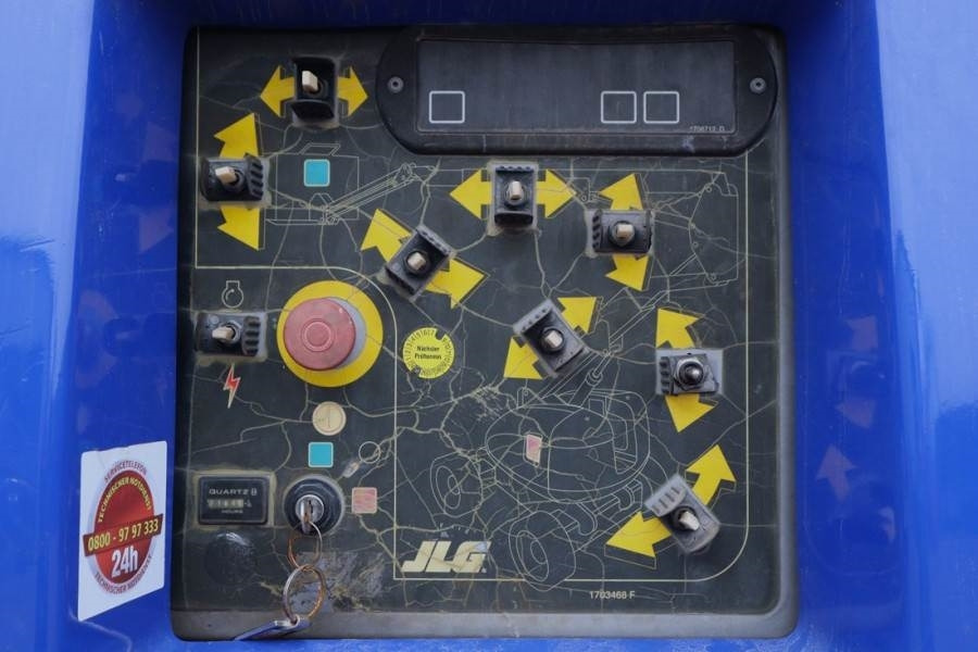 JLG 800AJ Diesel, 4x4x4 Drive, 26.5m Working Height, 1  - Nacelle articulée: photos 4 JLG 800AJ Diesel, 4x4x4 Drive, 26.5m Working Height, 1  - Nacelle articulée: photos 4