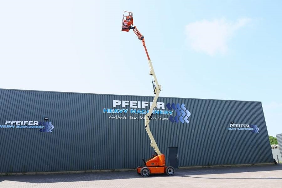 JLG E450AJ Electric, 16m Working Height, 7.2m Reach, 2  - Nacelle articulée: photos 3 JLG E450AJ Electric, 16m Working Height, 7.2m Reach, 2  - Nacelle articulée: photos 3