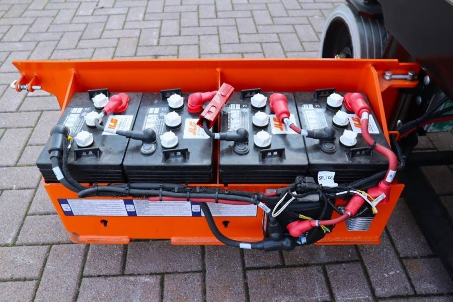 JLG R2632 Unused, Electric, 9.60m Working Height, 230k - Nacelle ciseaux: photos 4 JLG R2632 Unused, Electric, 9.60m Working Height, 230k - Nacelle ciseaux: photos 4