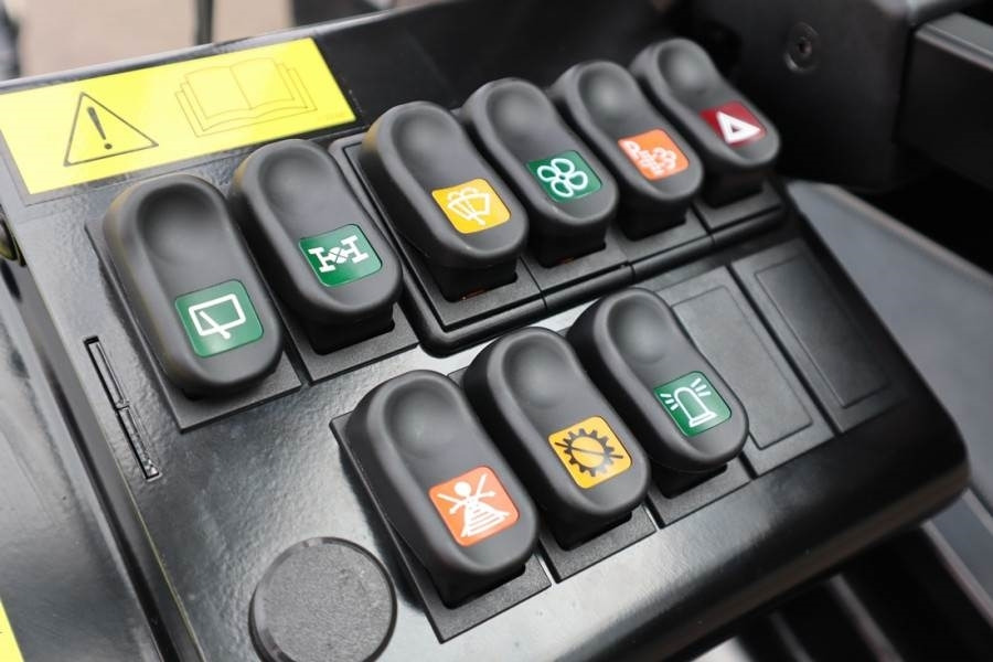 Chariot tout terrain Manitou M30-4 Valid inspection, *Guarantee! Diesel, 4x4 Dr: photos 11 Chariot tout terrain Manitou M30-4 Valid inspection, *Guarantee! Diesel, 4x4 Dr: photos 11