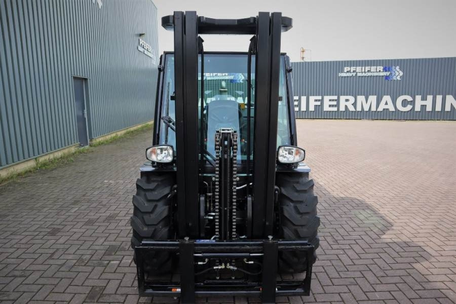 Manitou MC25-4 Valid Inspection, *Guarantee, Diesel, 4x4  - Chariot tout terrain: photos 3 Manitou MC25-4 Valid Inspection, *Guarantee, Diesel, 4x4  - Chariot tout terrain: photos 3