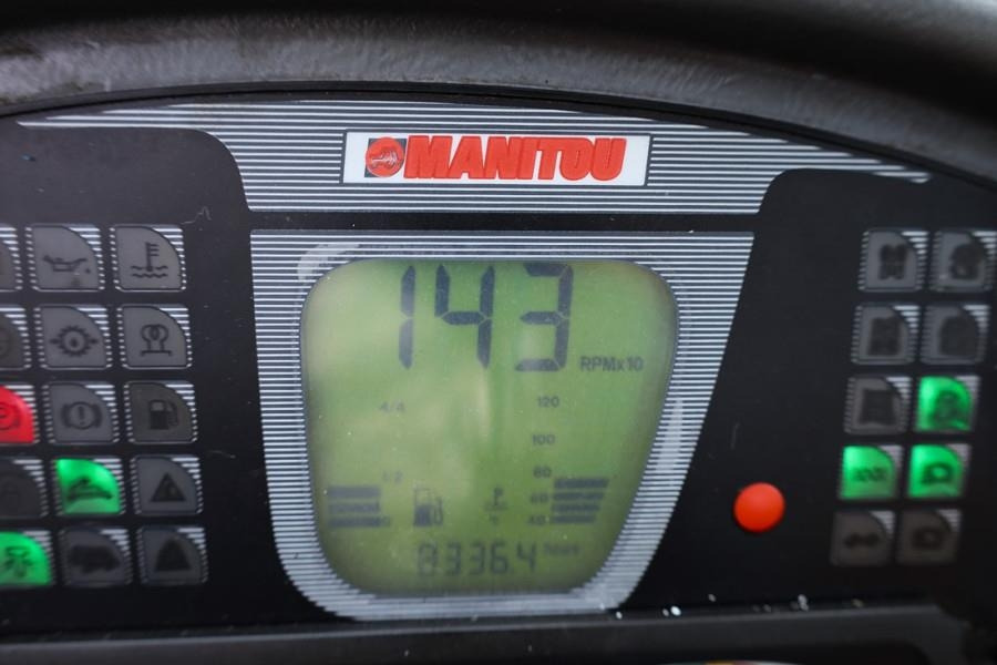 Manitou MRT2150 Privilege Diesel, 4x4x4 Drive, 5t Cap. 20. - Chariot télescopique: photos 5 Manitou MRT2150 Privilege Diesel, 4x4x4 Drive, 5t Cap. 20. - Chariot télescopique: photos 5