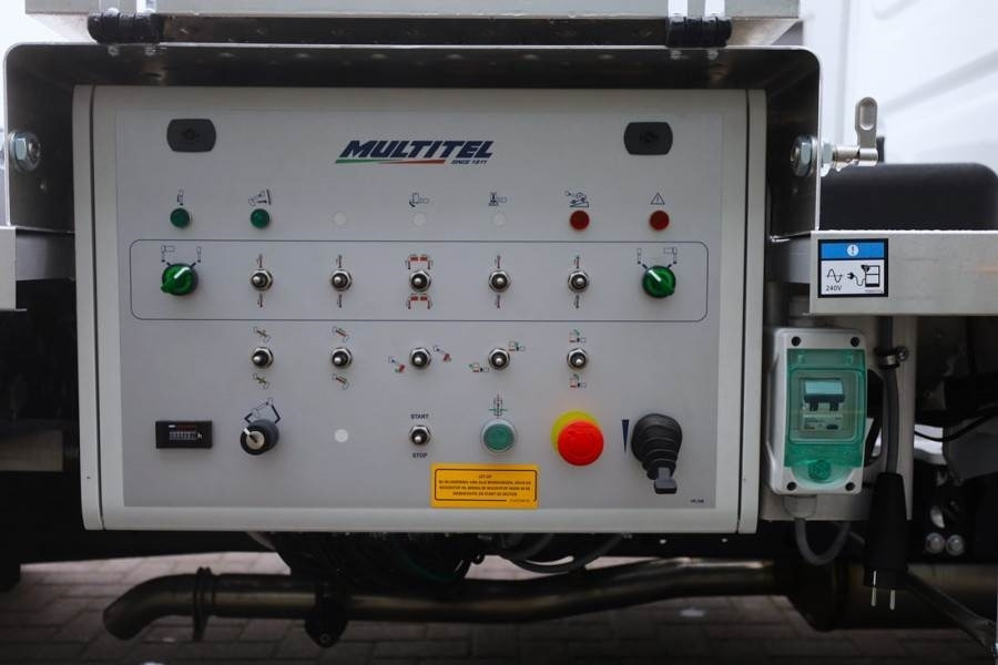 Multitel MTE270 Valid inspection, *Guarantee! Driving Licen - Camion avec nacelle: photos 5 Multitel MTE270 Valid inspection, *Guarantee! Driving Licen - Camion avec nacelle: photos 5