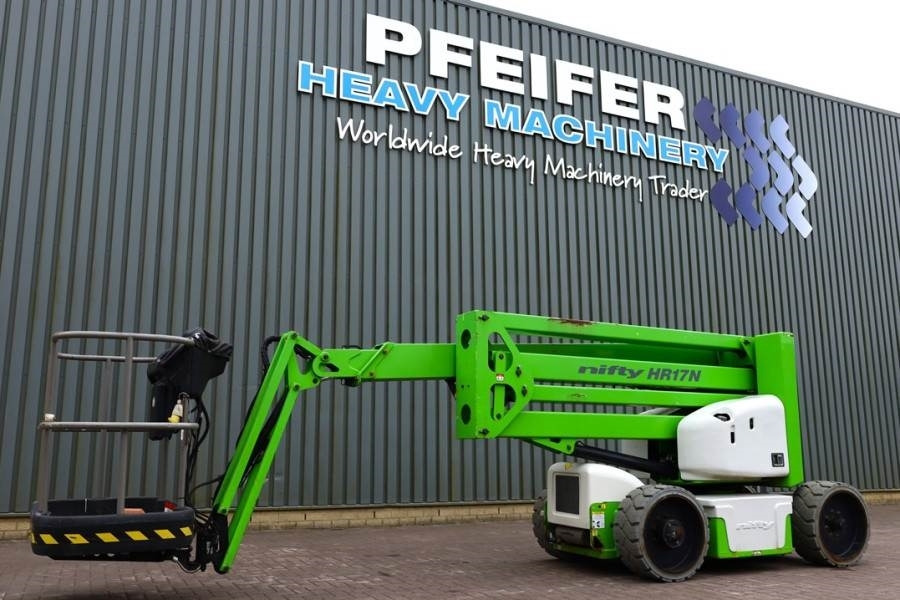 Niftylift HR17N Hybrid MK3 Hybrid Battery & Diesel, 17m Work - Nacelle articulée: photos 1 Niftylift HR17N Hybrid MK3 Hybrid Battery & Diesel, 17m Work - Nacelle articulée: photos 1