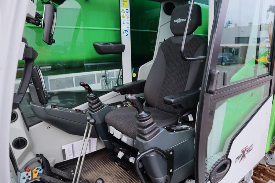 Sennebogen 683E Valid inspection, *Guarantee! 80tons, 42m Mai  - Grue sur chenilles: photos 4 Sennebogen 683E Valid inspection, *Guarantee! 80tons, 42m Mai  - Grue sur chenilles: photos 4