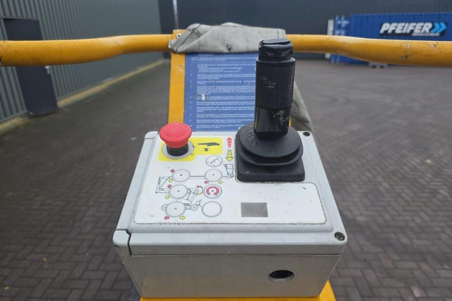 Snorkel A38E As-Is, Electric, 13.5m Working Height, 6.1m R - Nacelle articulée: photos 4 Snorkel A38E As-Is, Electric, 13.5m Working Height, 6.1m R - Nacelle articulée: photos 4