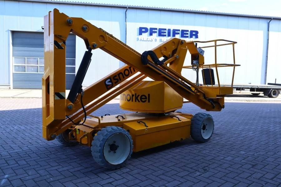 Snorkel A38E Electric, 13.5m Working Height, 6.1m Reach, 2 - Nacelle articulée: photos 2 Snorkel A38E Electric, 13.5m Working Height, 6.1m Reach, 2 - Nacelle articulée: photos 2