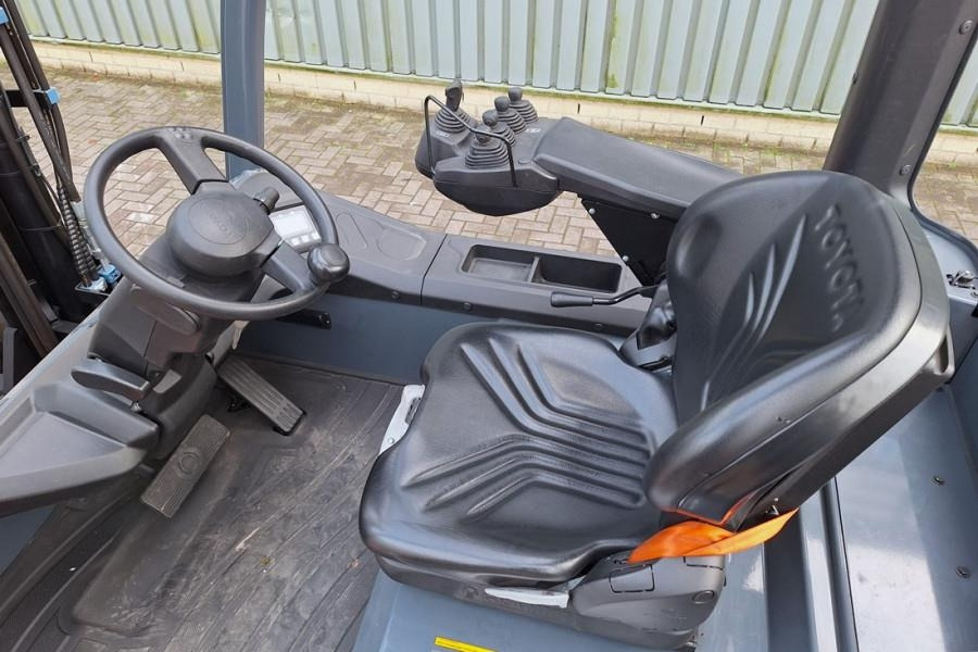 Toyota 9FBM70T Electric, 7 Tons Capacity, Lift Height 4.7 - Chariot élévateur diesel: photos 4 Toyota 9FBM70T Electric, 7 Tons Capacity, Lift Height 4.7 - Chariot élévateur diesel: photos 4