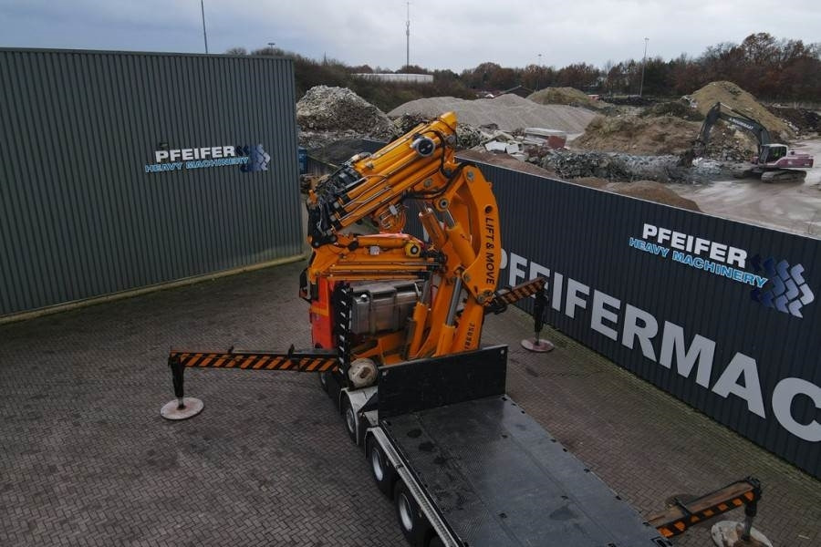 Crédit-bail de Volvo FH12 With Cormach 135t/m Crane Volvo FH12 10x4 Wit  Volvo FH12 With Cormach 135t/m Crane Volvo FH12 10x4 Wit: photos 17
