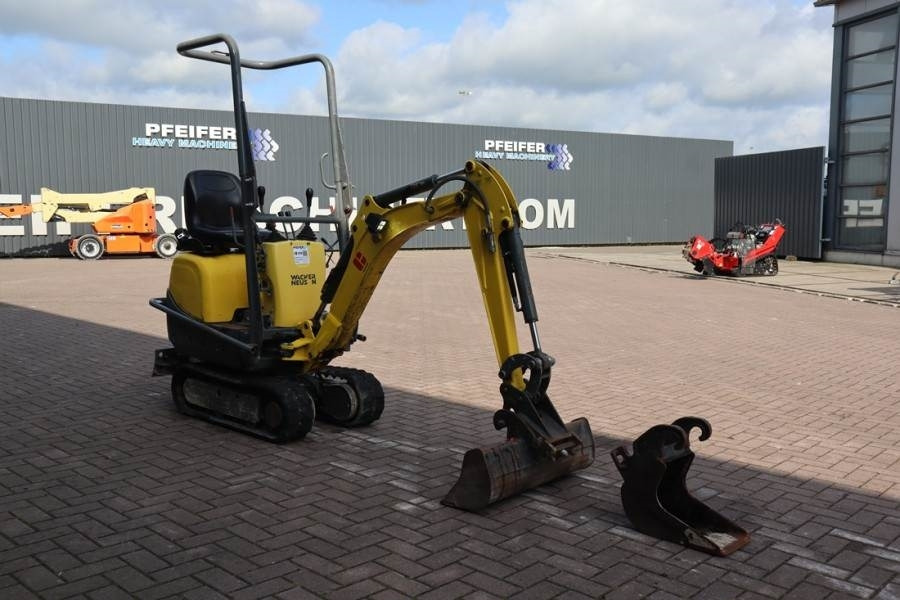 Wacker Neuson SWE08B Wacker Neuson mini excavator including 2 bu - Mini pelle: photos 2 Wacker Neuson SWE08B Wacker Neuson mini excavator including 2 bu - Mini pelle: photos 2