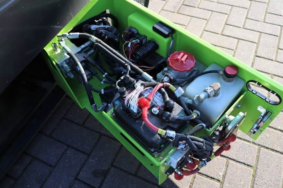 Zoomlion ZS0608DC Valid inspection, *Guarantee! Electric, 8  - Nacelle ciseaux: photos 5 Zoomlion ZS0608DC Valid inspection, *Guarantee! Electric, 8  - Nacelle ciseaux: photos 5