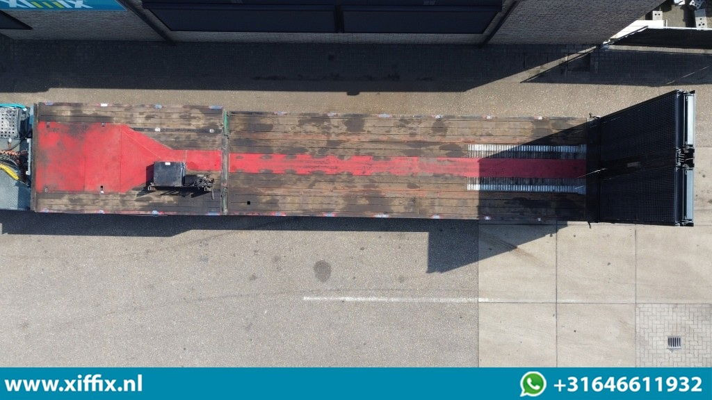 Nooteboom 6-ass. Semi dieplader met dubbele hydr. Kleppen / 5x gestuurd - Semi-remorque surbaissé: photos 3 Nooteboom 6-ass. Semi dieplader met dubbele hydr. Kleppen / 5x gestuurd - Semi-remorque surbaissé: photos 3