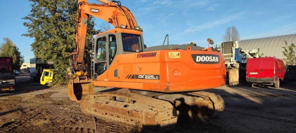 Doosan 225 LC - Pelle sur chenille: photos 2 Doosan 225 LC - Pelle sur chenille: photos 2