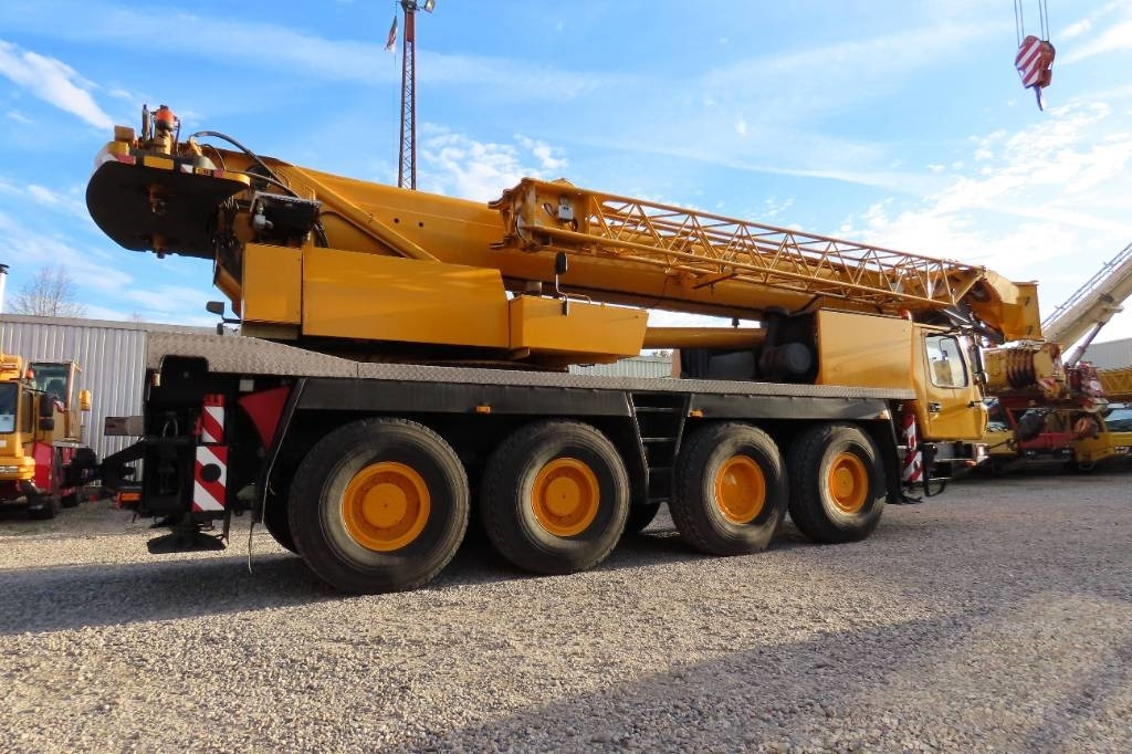 Grove GMK 4080-1 - Grue tout-terrain: photos 3 Grove GMK 4080-1 - Grue tout-terrain: photos 3