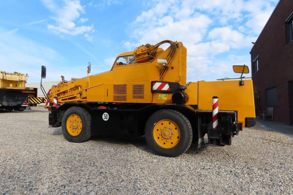 Kobelco RK 70 M2 - Grue mobile: photos 4 Kobelco RK 70 M2 - Grue mobile: photos 4