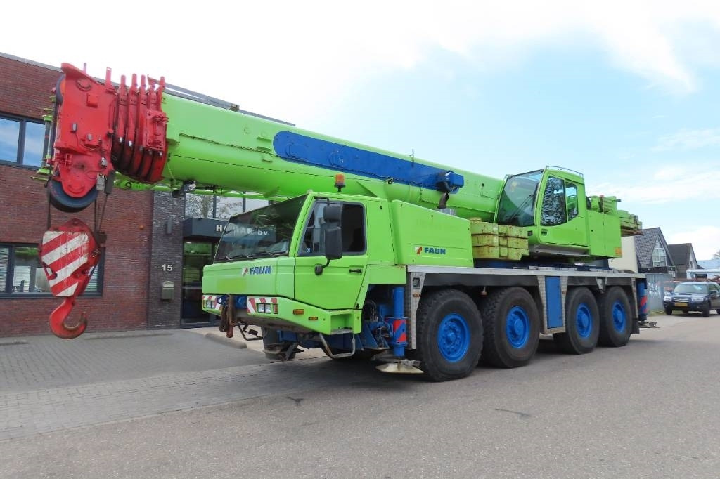 Tadano Faun ATF 90G-4 - Grue tout-terrain: photos 1 Tadano Faun ATF 90G-4 - Grue tout-terrain: photos 1
