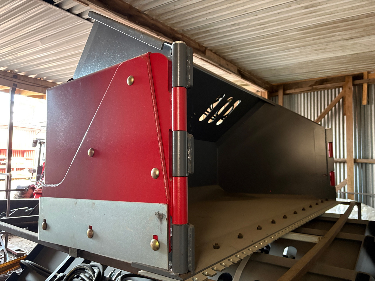 Heracles T-SWB2300-SMS - Godet: photos 1 Heracles T-SWB2300-SMS - Godet: photos 1