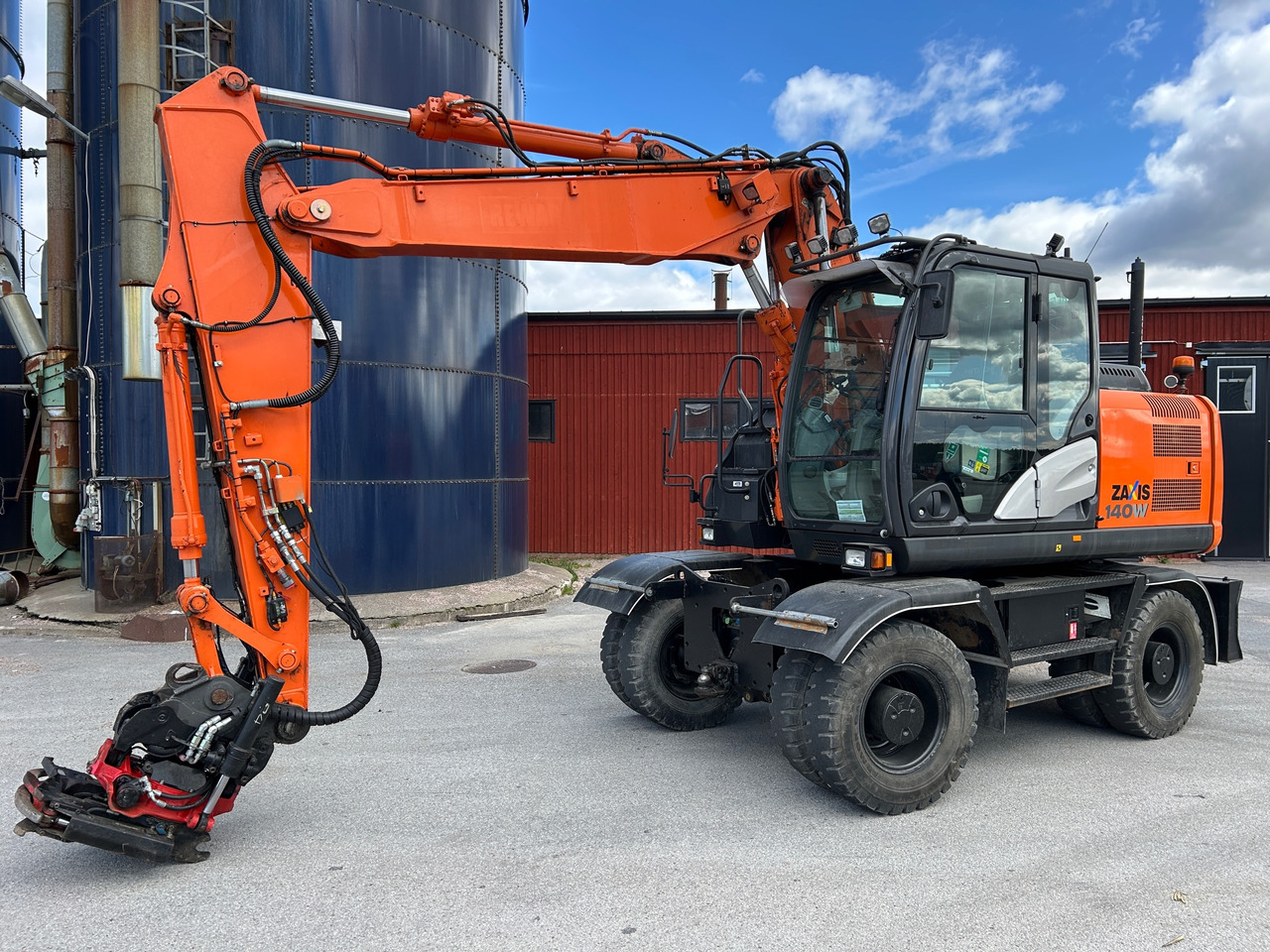 Hitachi ZX140W-5B - Pelle: photos 1 Hitachi ZX140W-5B - Pelle: photos 1