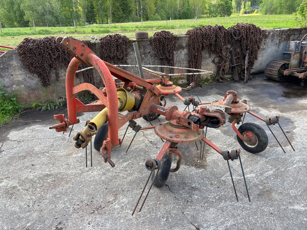 Kuhn GF 440 P - Faneuse: photos 1 Kuhn GF 440 P - Faneuse: photos 1