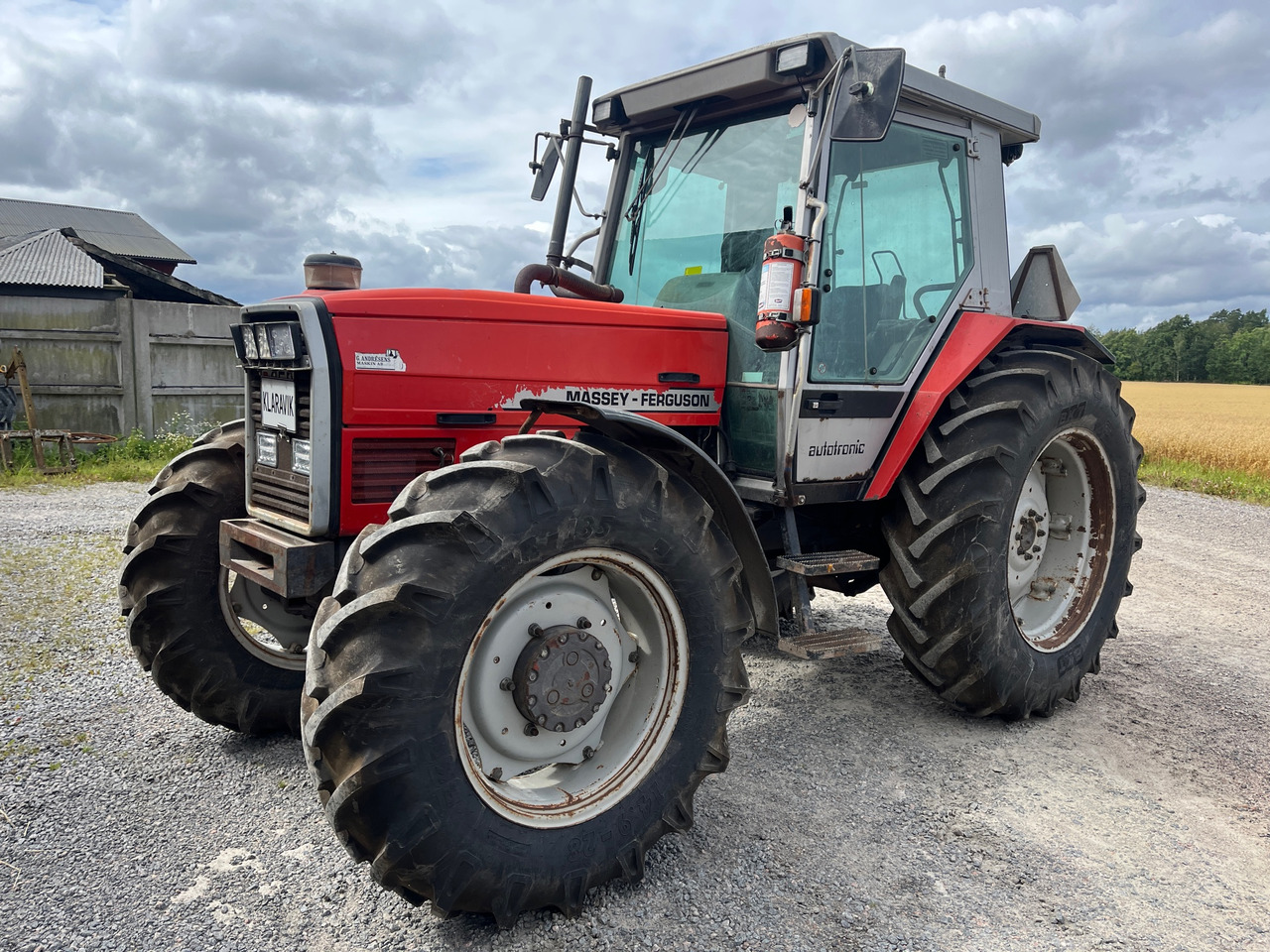 Massey Ferguson 3080 - Tracteur agricole: photos 1 Massey Ferguson 3080 - Tracteur agricole: photos 1