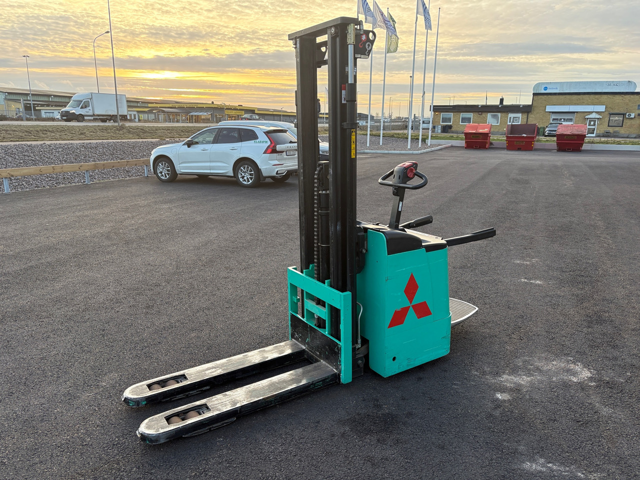 Mitsubishi SBV16KI - Matériel de manutention: photos 1 Mitsubishi SBV16KI - Matériel de manutention: photos 1