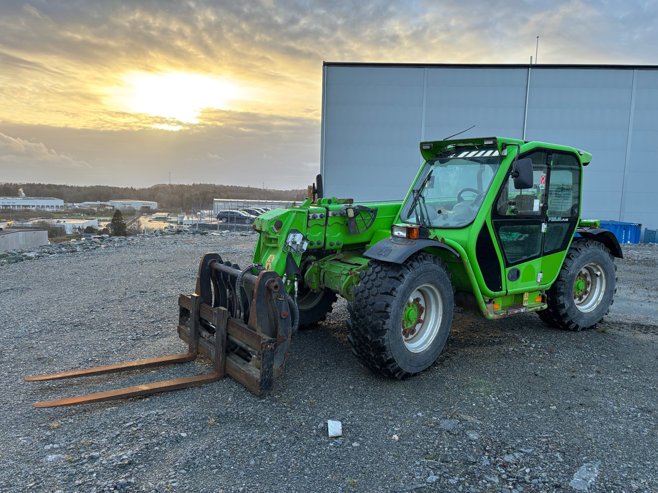 Merlo P28.8L Plus - Chariot télescopique: photos 1 Merlo P28.8L Plus - Chariot télescopique: photos 1