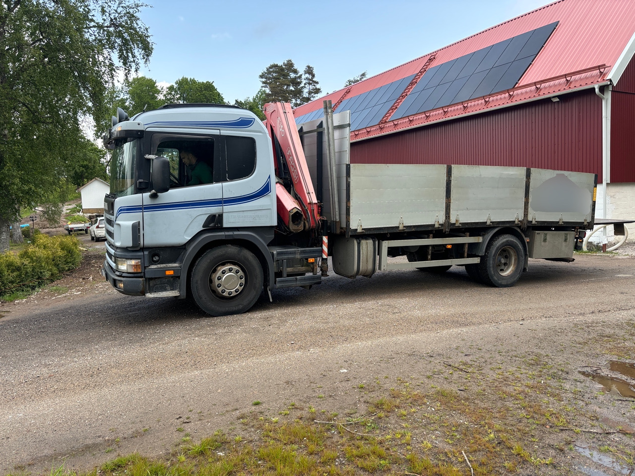 Scania 260 94D - Camion grue: photos 1 Scania 260 94D - Camion grue: photos 1