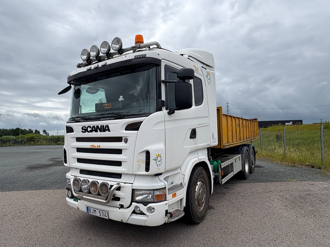 Scania R124 420 - Camion ampliroll: photos 1 Scania R124 420 - Camion ampliroll: photos 1