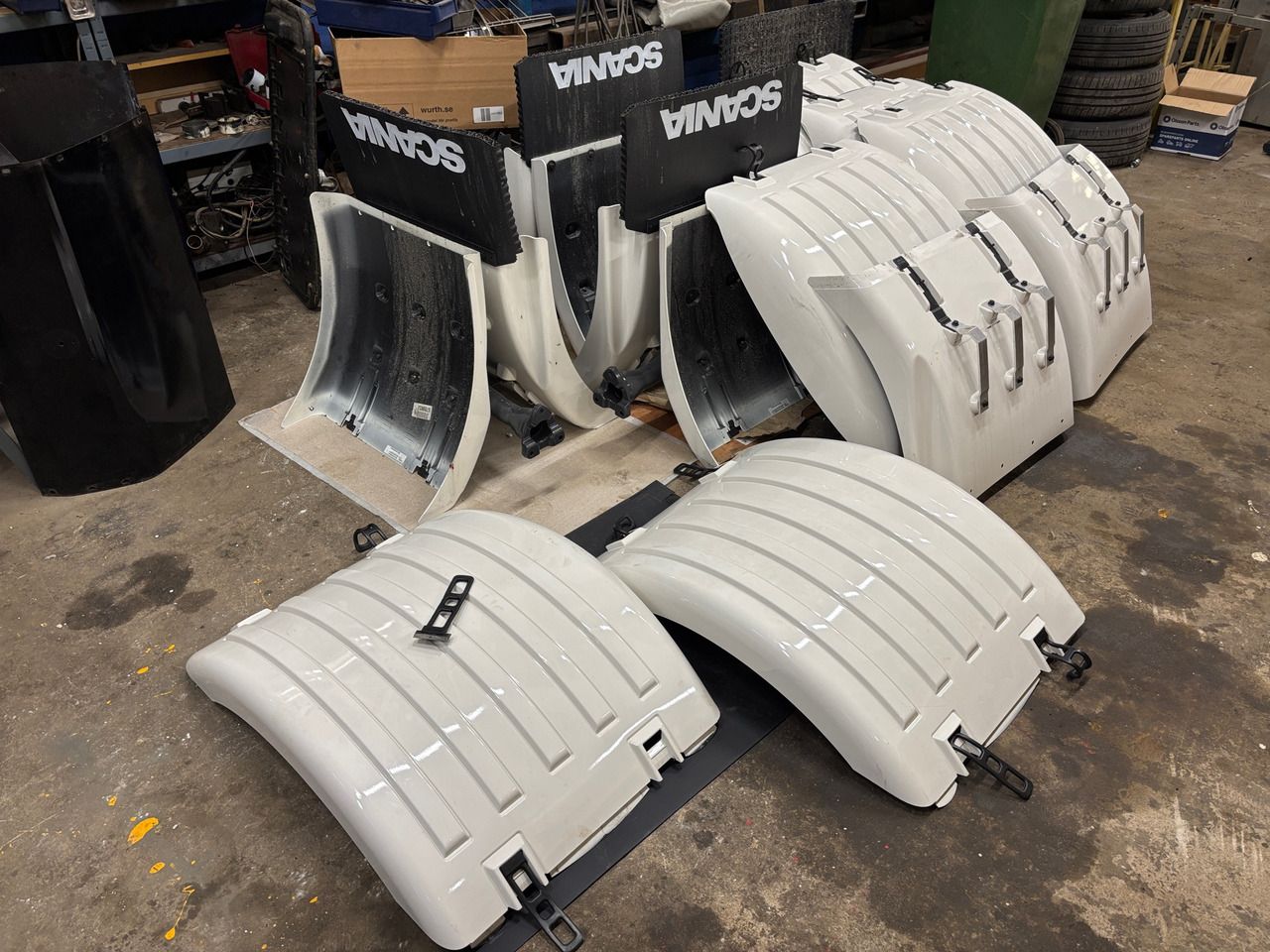 Scania - Aile pour Camion: photos 1 Scania - Aile pour Camion: photos 1