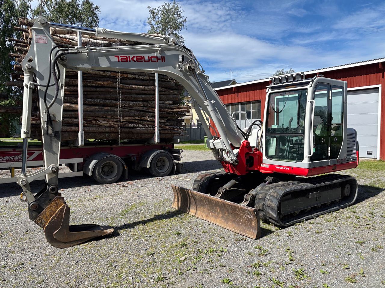 Takeuchi TB070 - Pelle: photos 1 Takeuchi TB070 - Pelle: photos 1